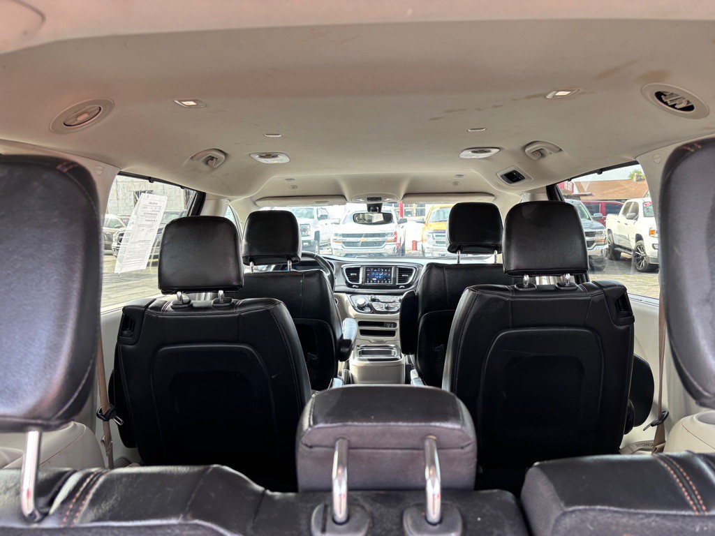 2020 Chrysler Pacifica Image 8