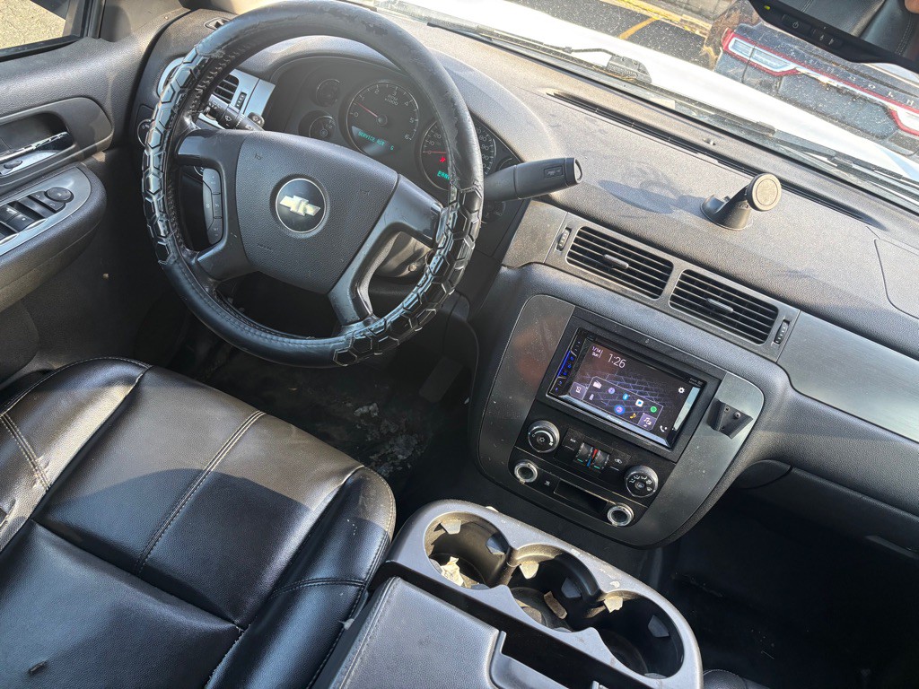 2007 Chevrolet Suburban Image 5