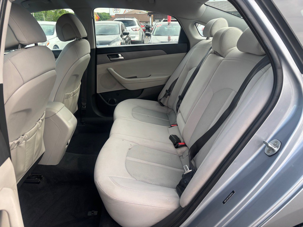 2016 Hyundai Sonata Image 8