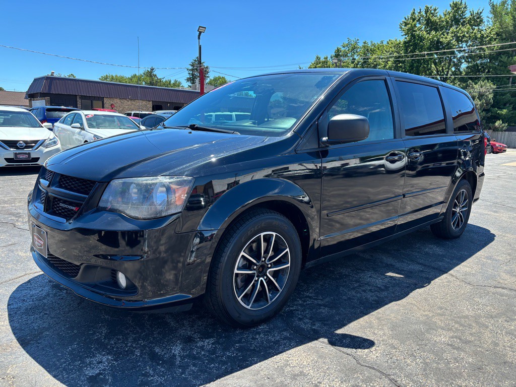 2015 Dodge Grand Caravan Image 2