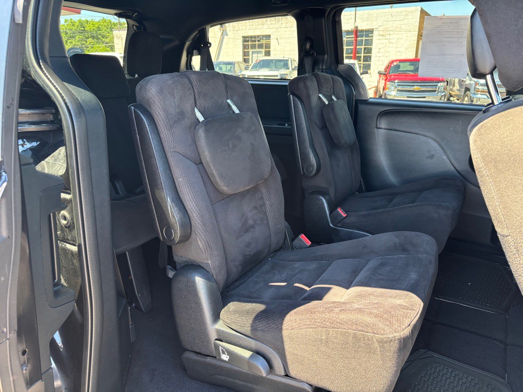 2015 Dodge Grand Caravan Image 8