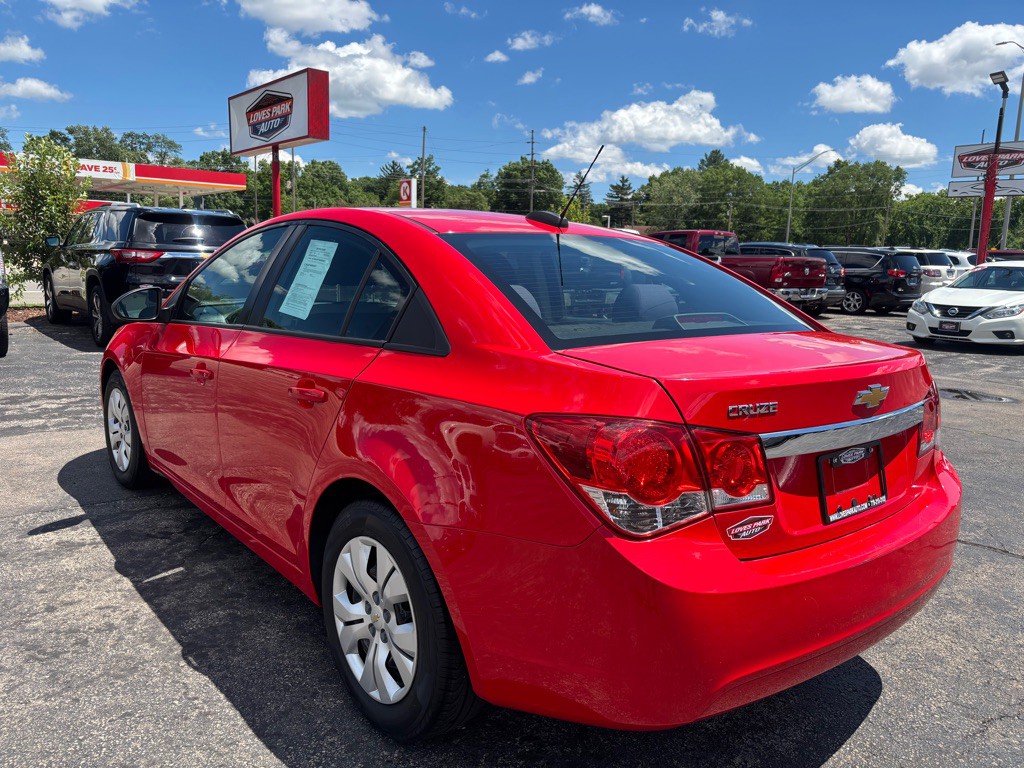 2015 Chevrolet Cruze Image 3
