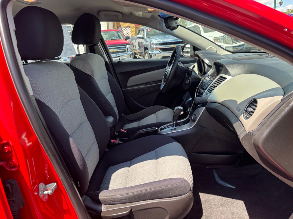 2015 Chevrolet Cruze Image 7