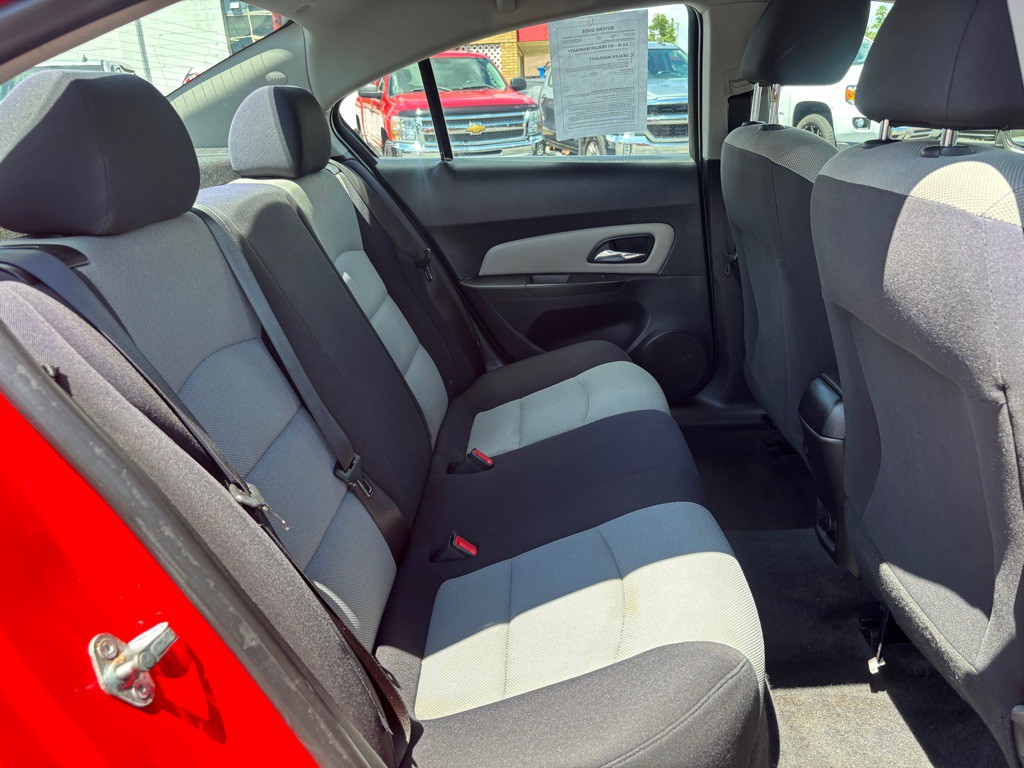2015 Chevrolet Cruze Image 8