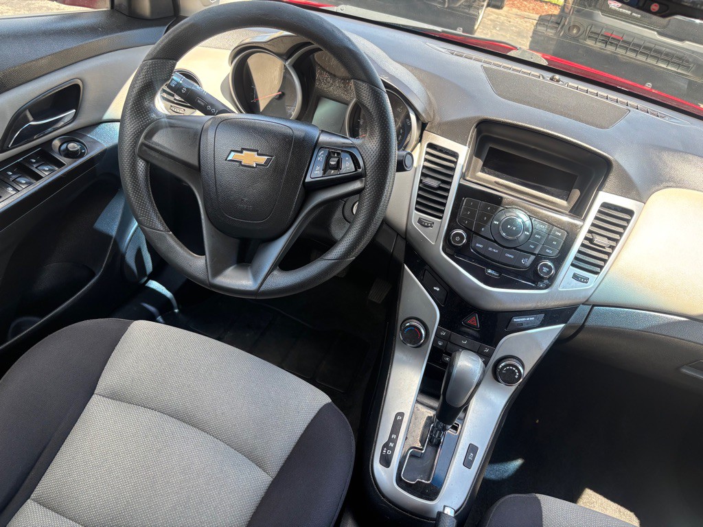 2015 Chevrolet Cruze Image 10