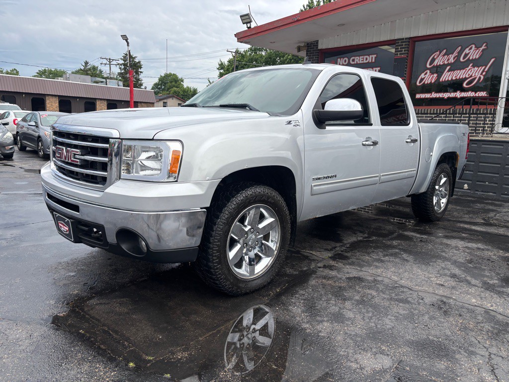2013 GMC Sierra Image 2