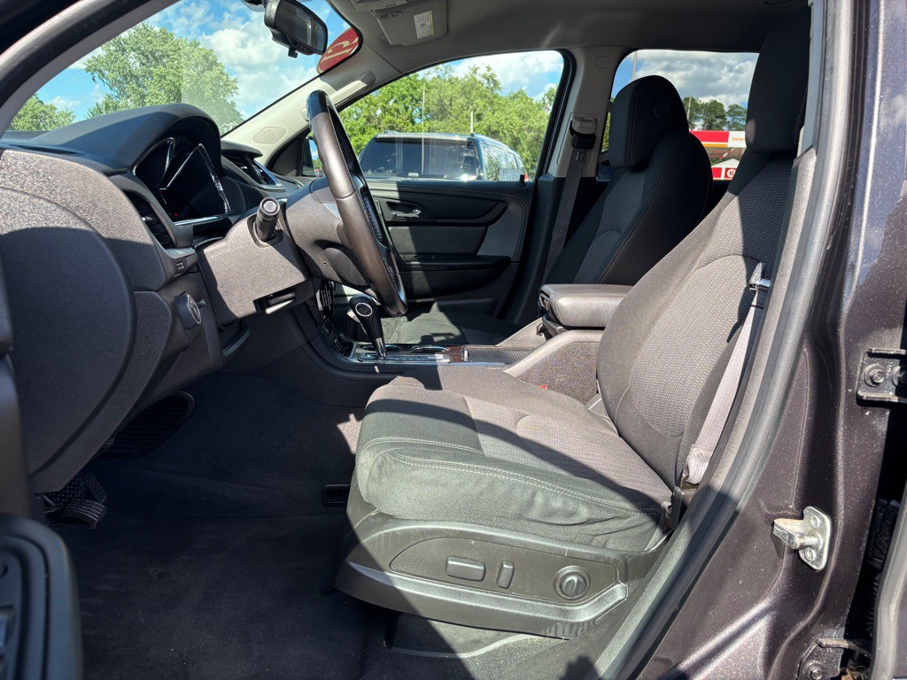 2015 Chevrolet Traverse Image 5