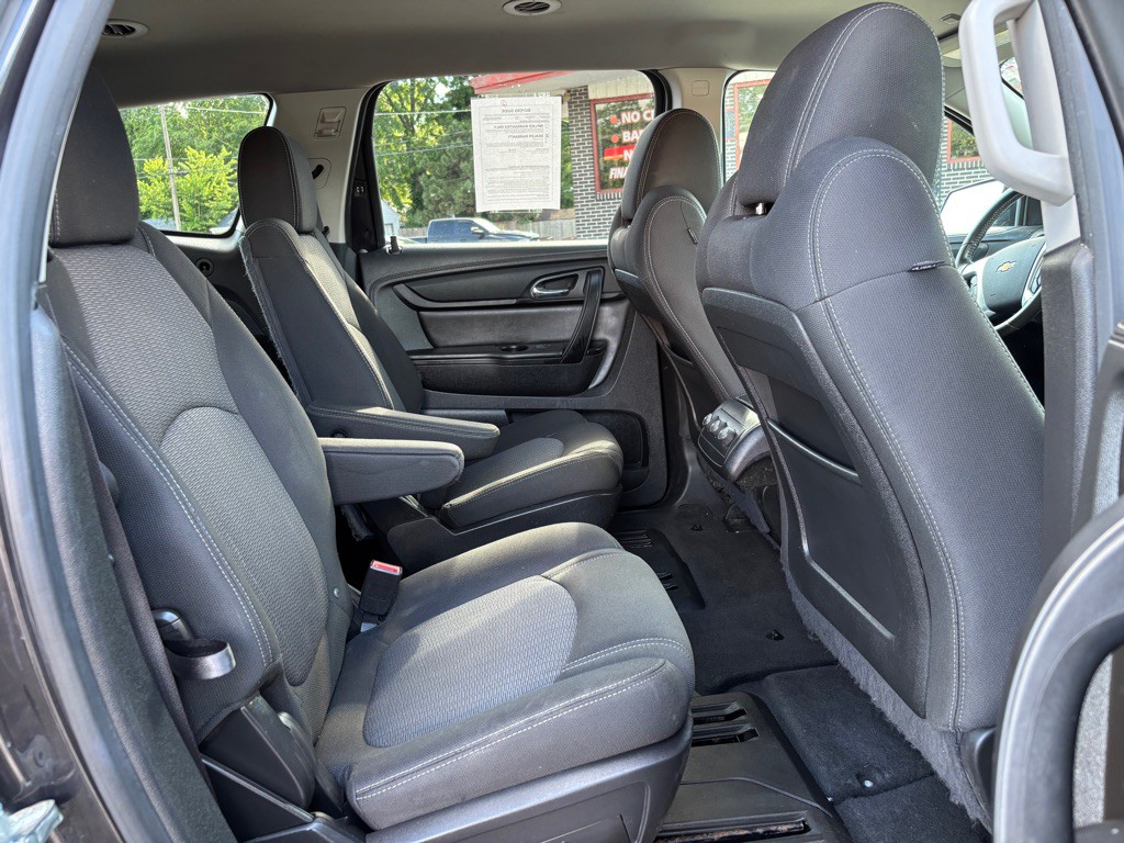 2015 Chevrolet Traverse Image 8