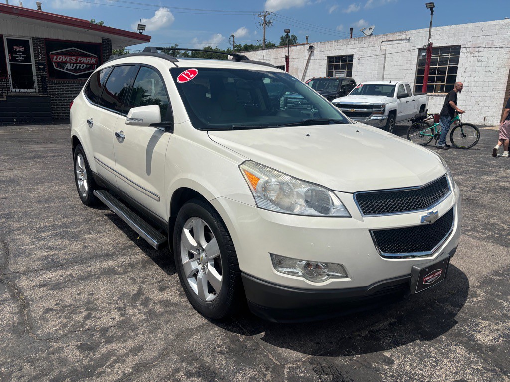 2012 Chevrolet Traverse Image 1