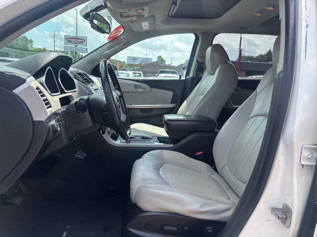 2012 Chevrolet Traverse Image 5