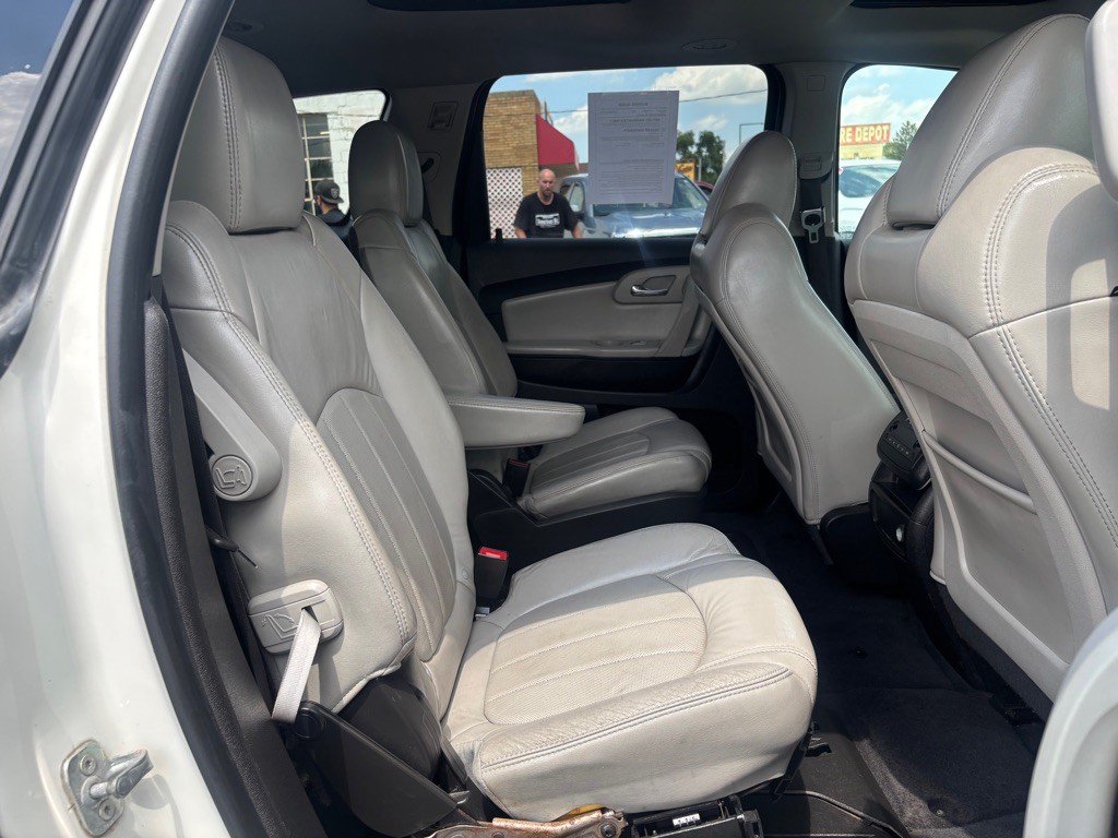 2012 Chevrolet Traverse Image 8