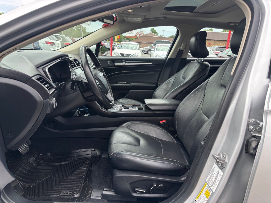 2019 Ford Fusion Image 5