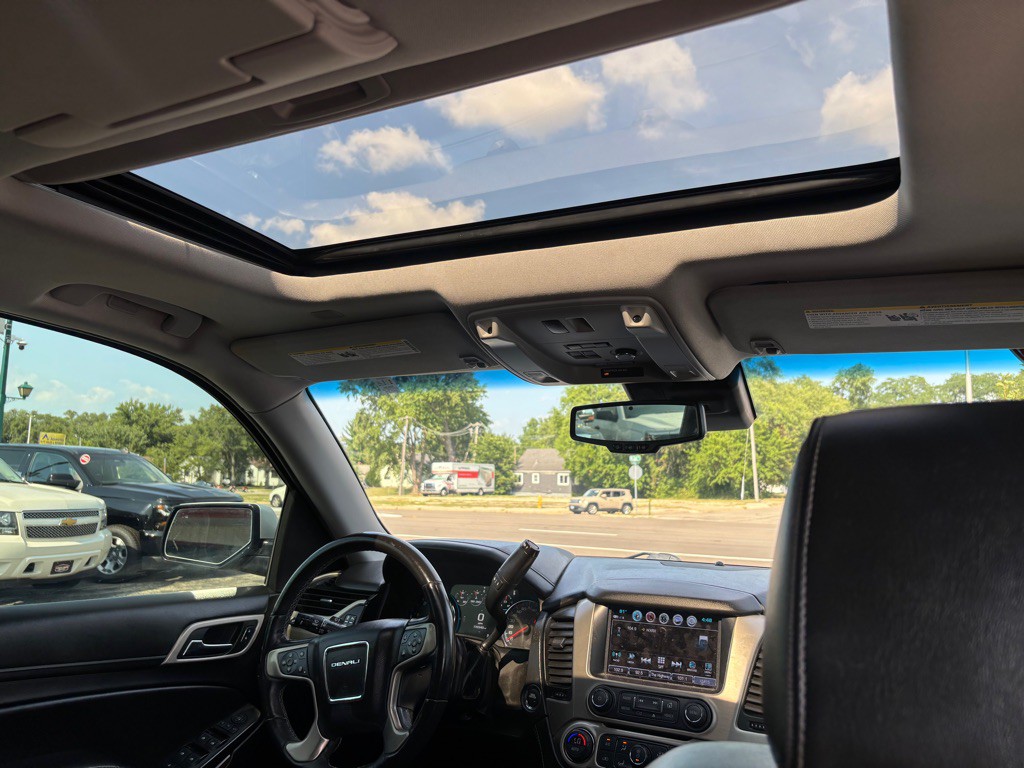 2018 GMC Yukon Image 10