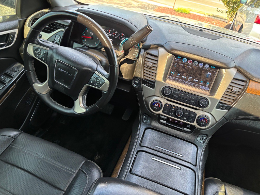 2018 GMC Yukon Image 13