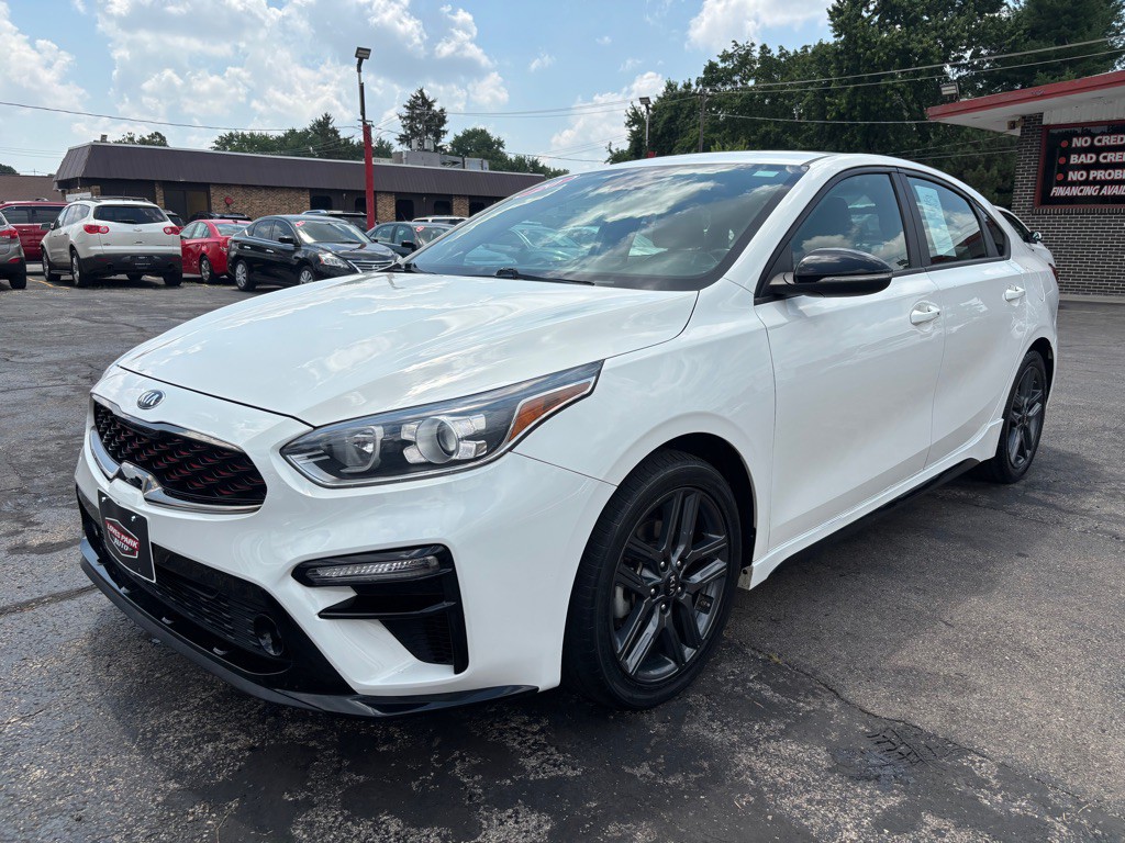 2020 Kia Forte Image 2