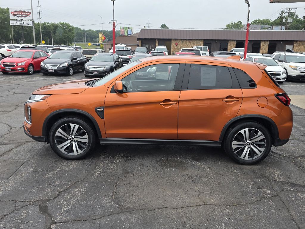 2024 Mitsubishi Outlander Image 4
