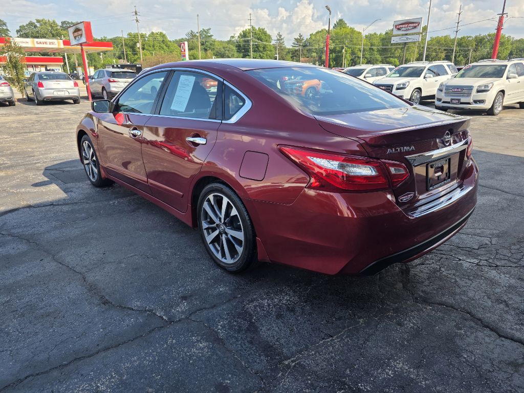 2016 Nissan Altima Image 6