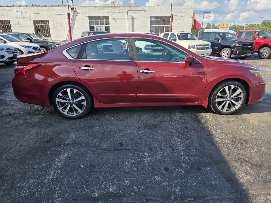 2016 Nissan Altima Image 7