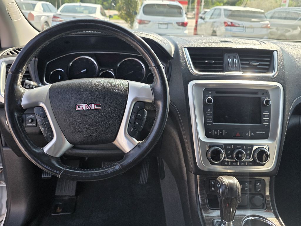 2017 GMC Acadia Image 12
