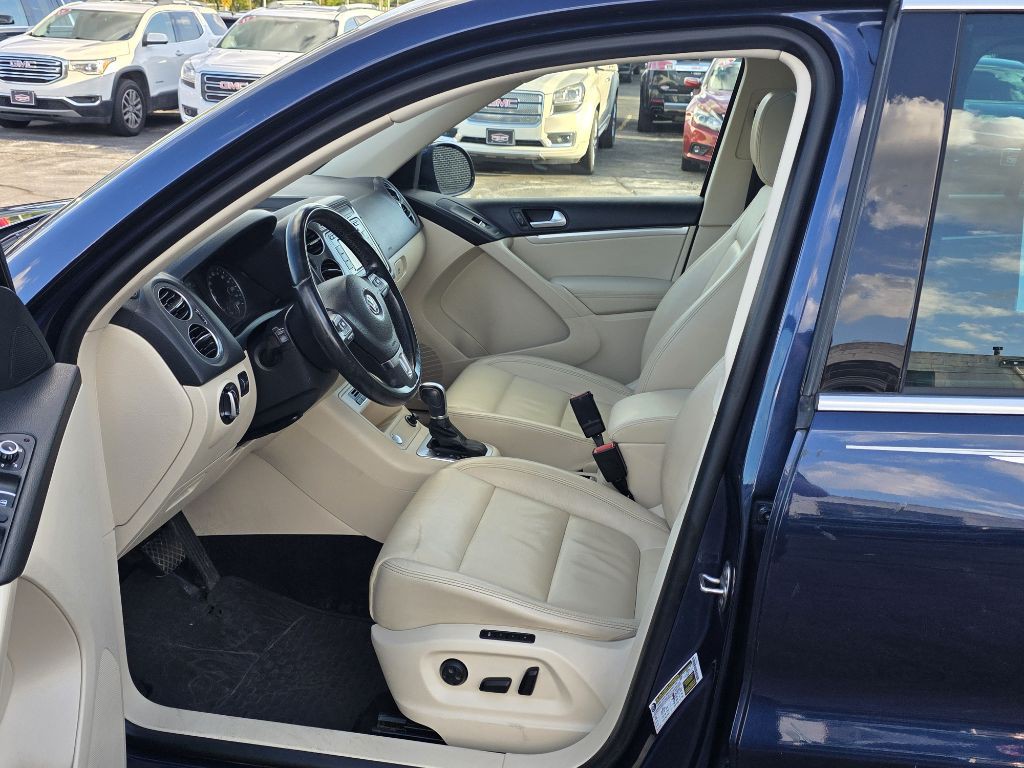 2013 Volkswagen Tiguan Image 9
