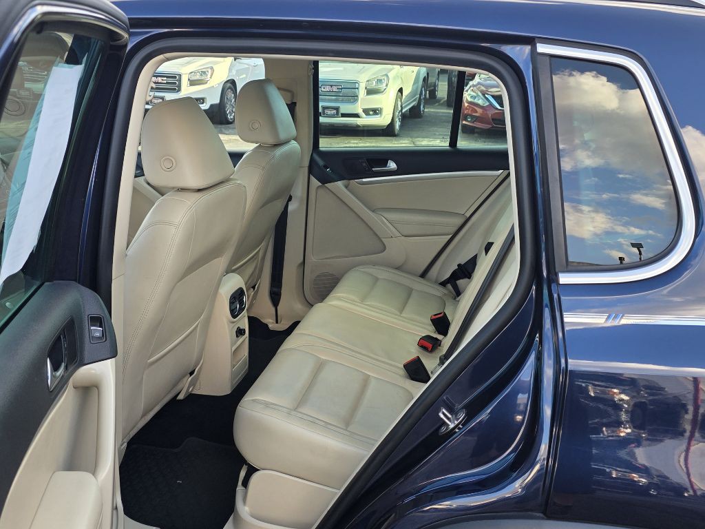 2013 Volkswagen Tiguan Image 10
