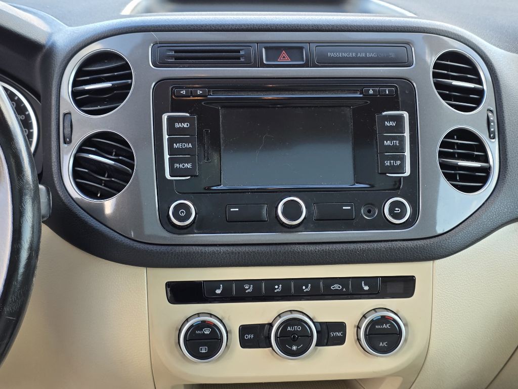 2013 Volkswagen Tiguan Image 12
