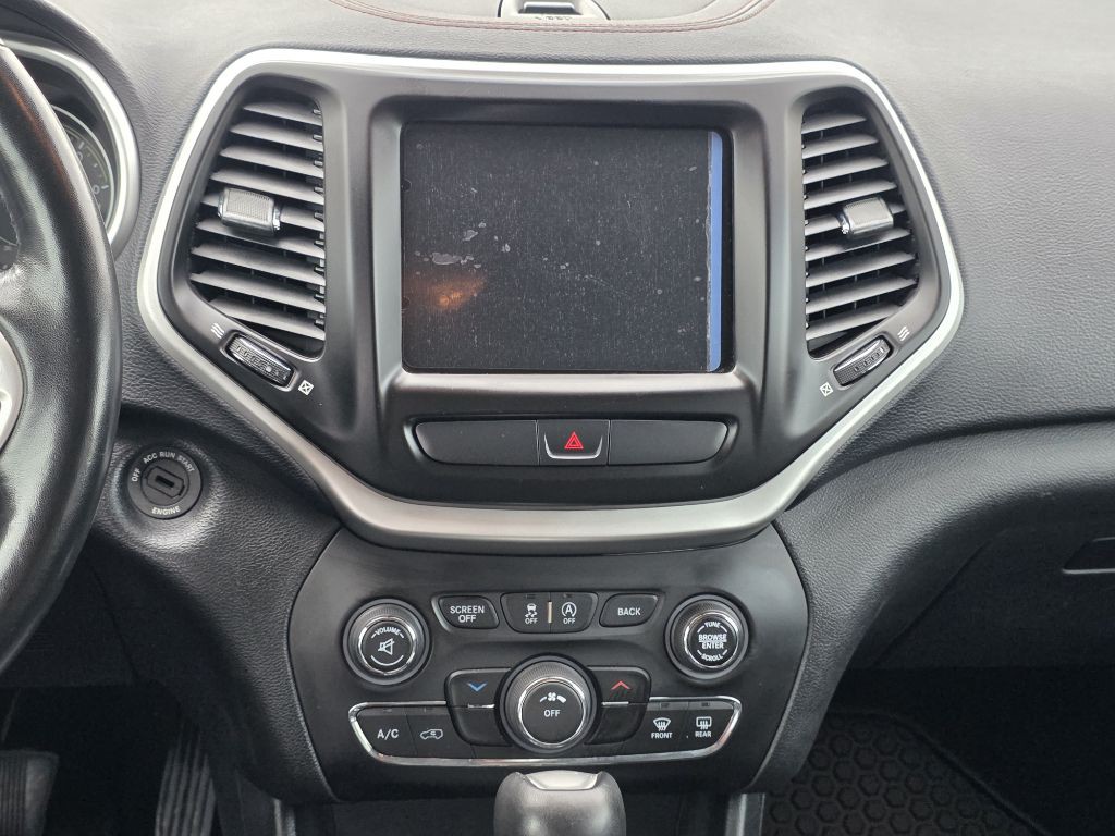 2016 Jeep Cherokee Image 13