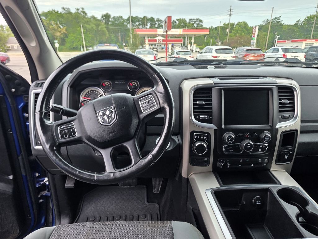 2015 RAM 1500 Image 11