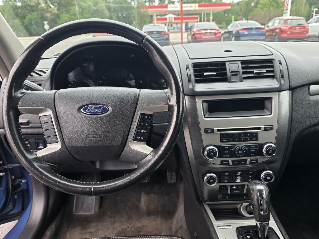 2010 Ford Fusion Image 13