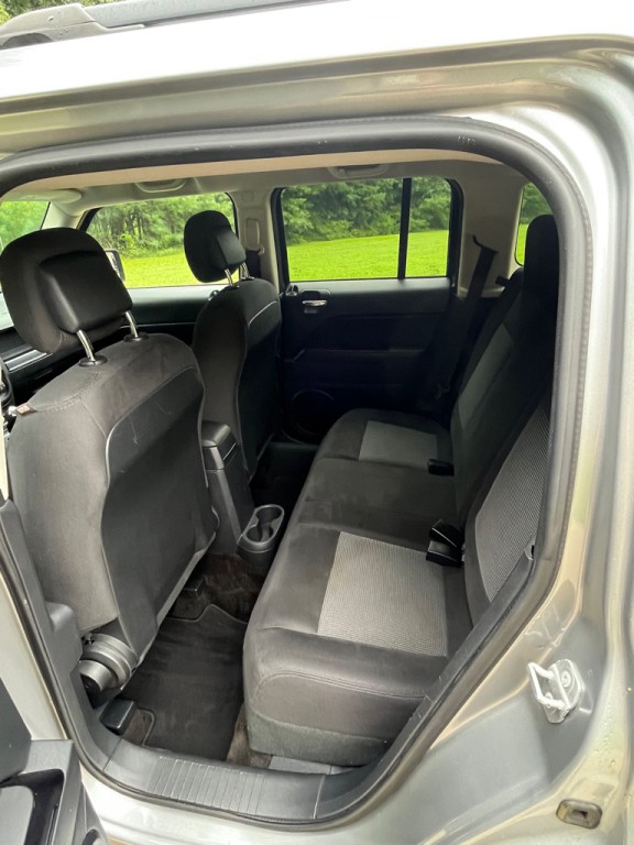 2016 Jeep Patriot Image 12