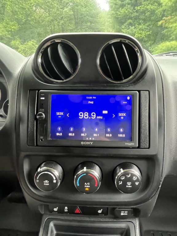 2016 Jeep Patriot Image 11