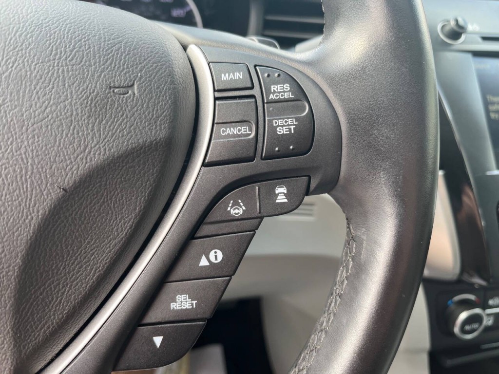 2020 Acura ILX Image 32