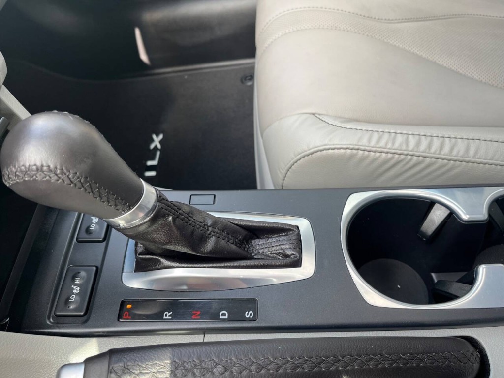 2020 Acura ILX Image 36