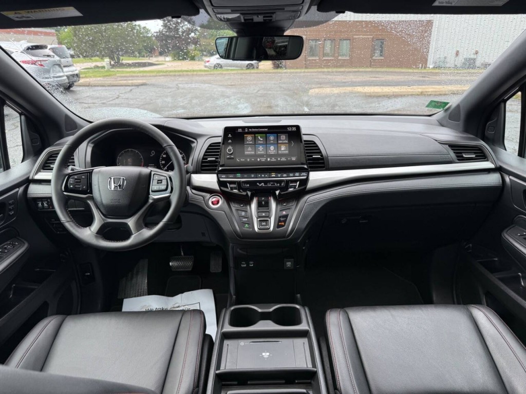 2025 Honda Odyssey Image 26