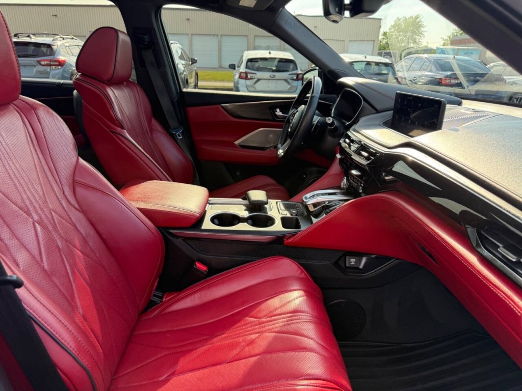 2022 Acura MDX Image 31