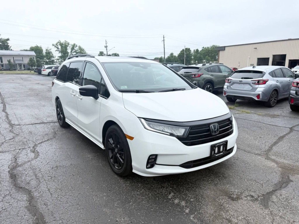 2023 Honda Odyssey Image 3
