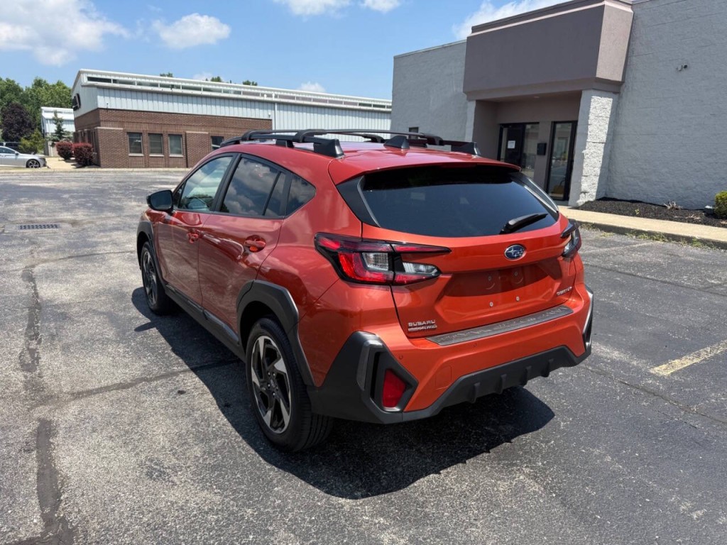 2024 Subaru Crosstrek Image 8