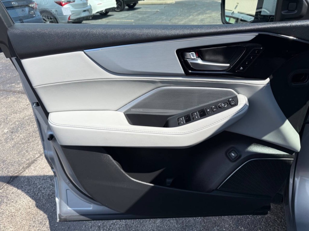 2025 Acura MDX Image 14