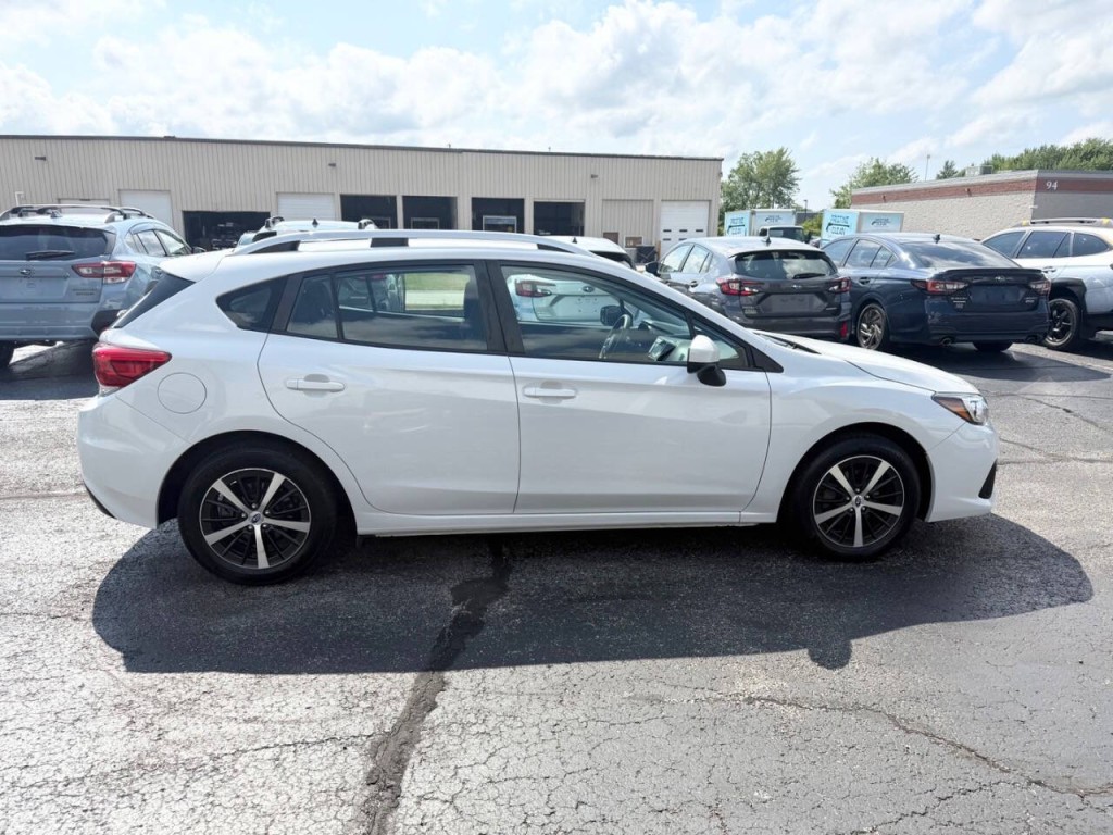 2022 Subaru Impreza Image 5