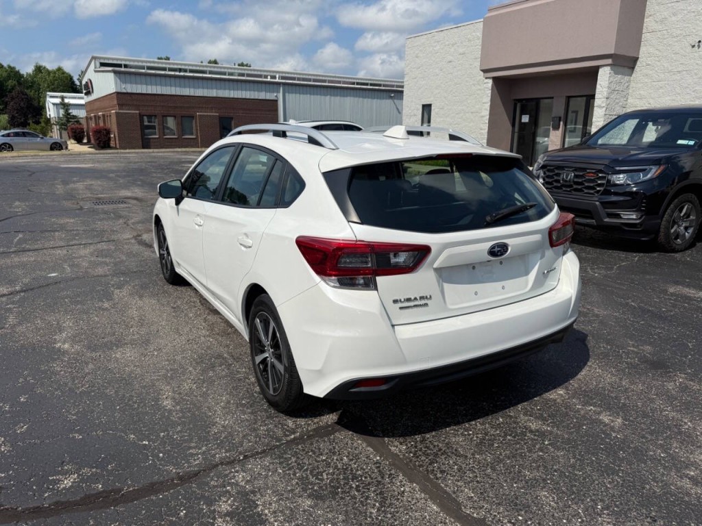 2022 Subaru Impreza Image 8