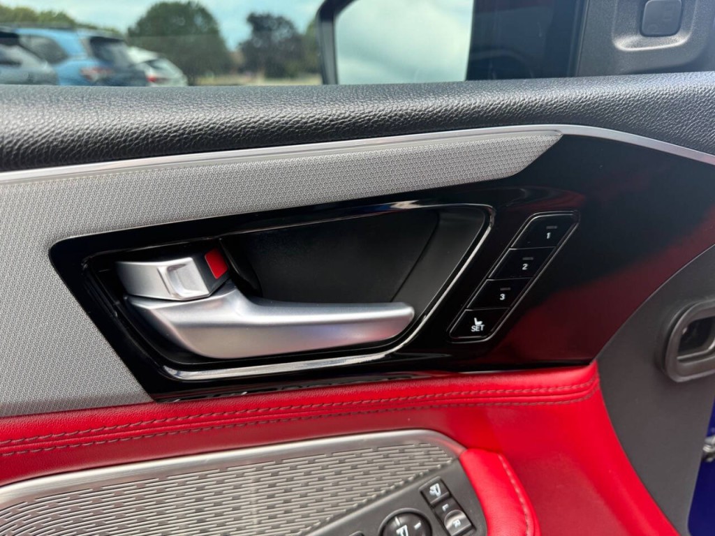 2022 Acura MDX Image 16