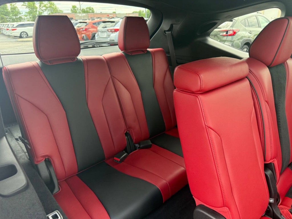 2022 Acura MDX Image 27