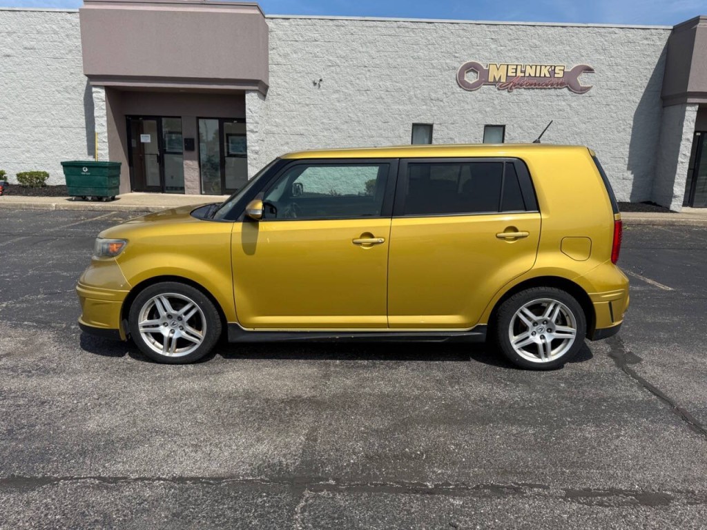 2008 Scion xB Image 8