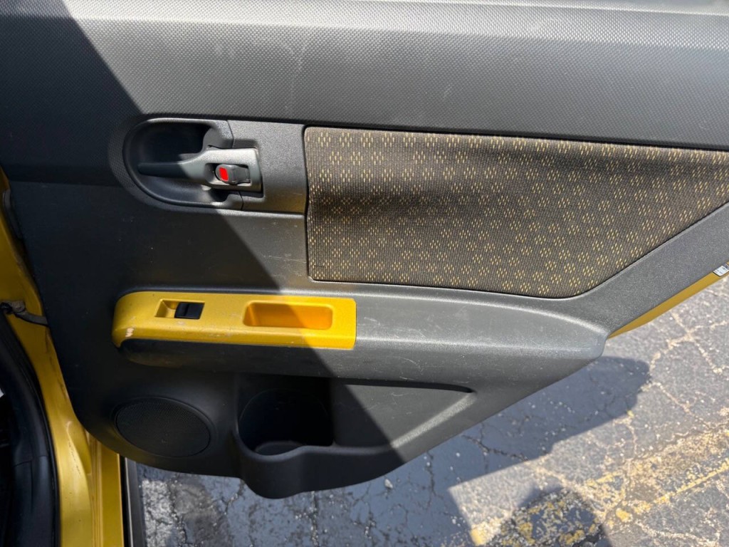 2008 Scion xB Image 21