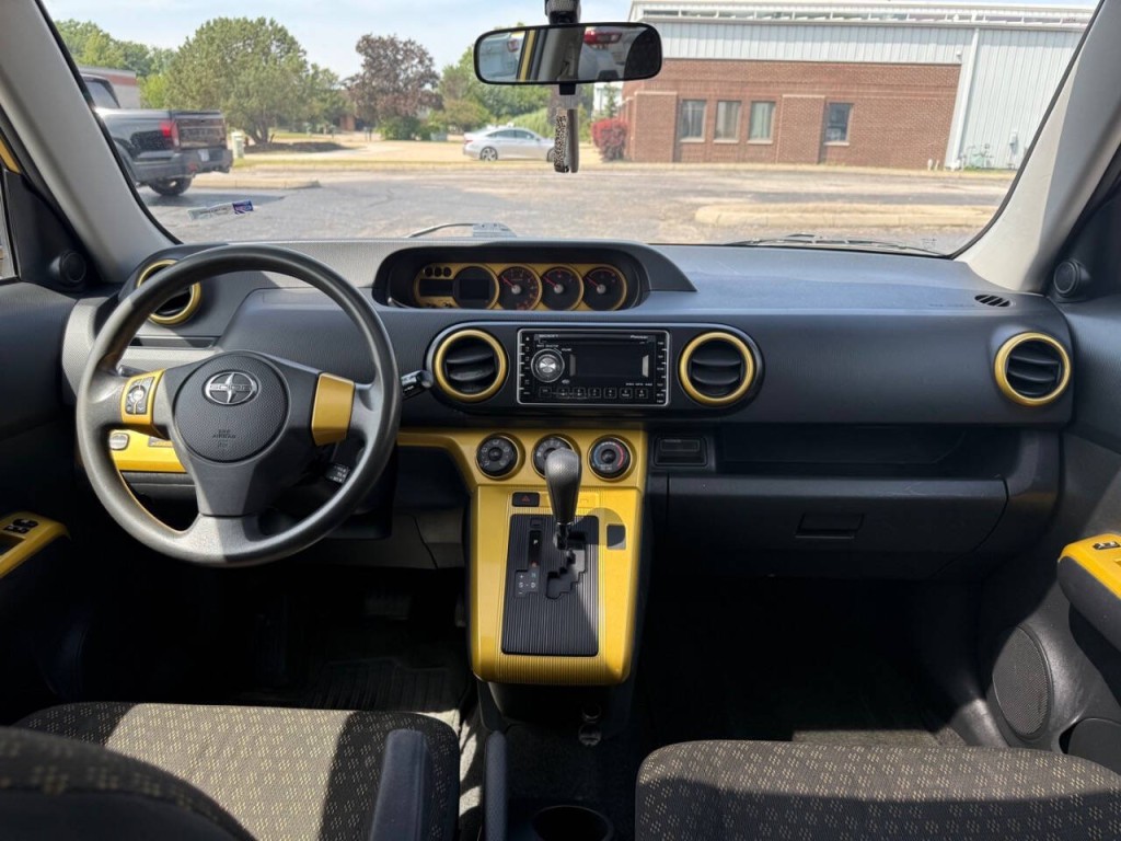 2008 Scion xB Image 23