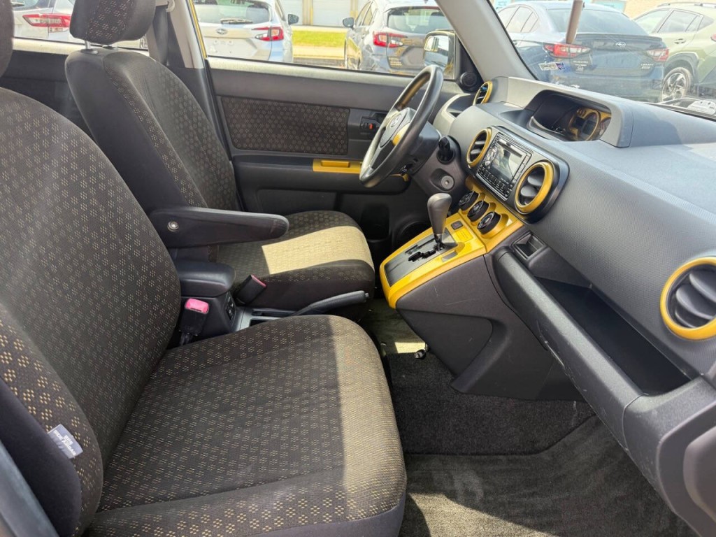 2008 Scion xB Image 26