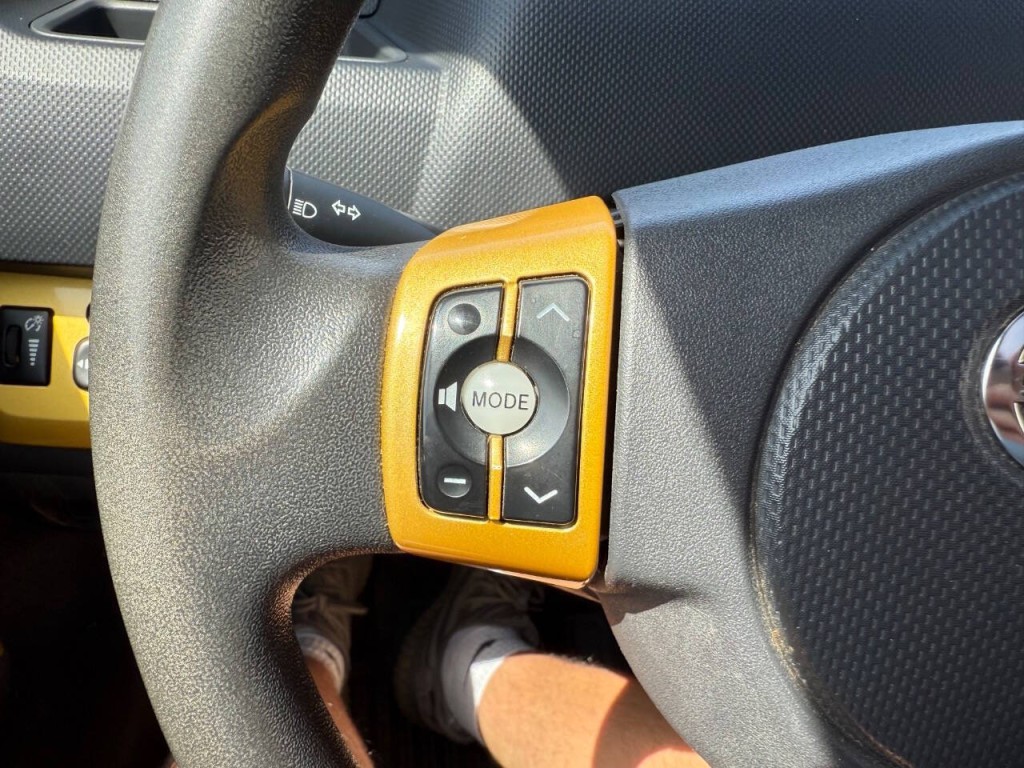 2008 Scion xB Image 28