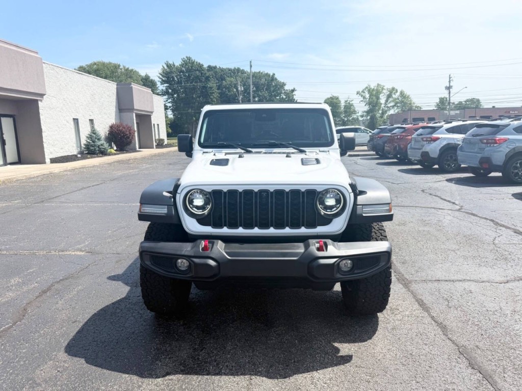 2024 Jeep Wrangler Image 3