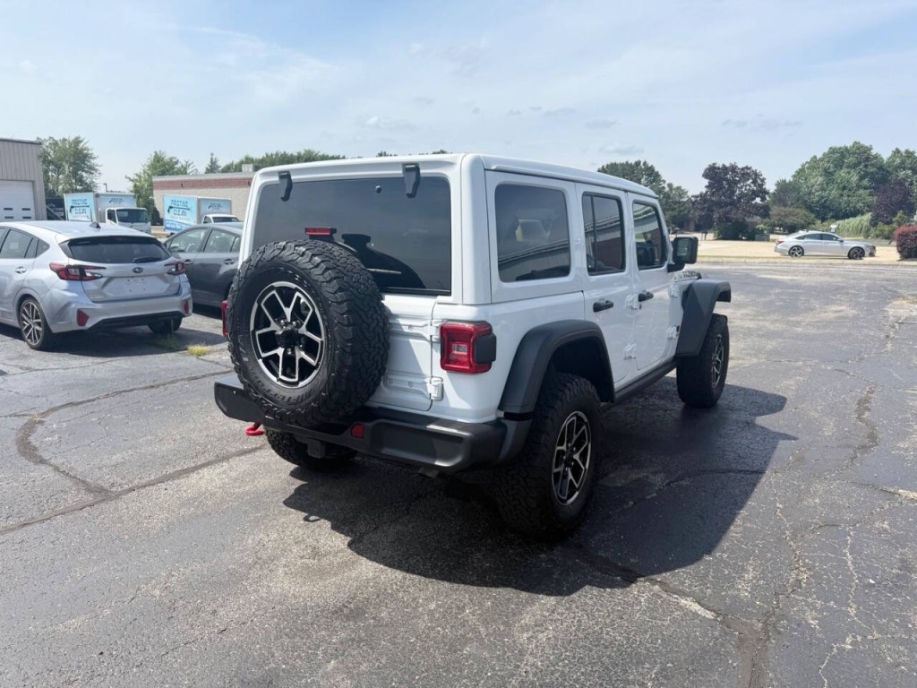 2024 Jeep Wrangler Image 6