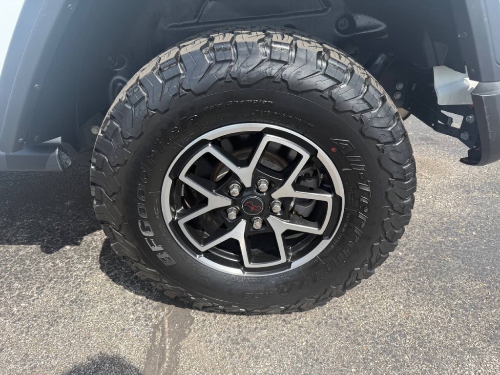 2024 Jeep Wrangler Image 11